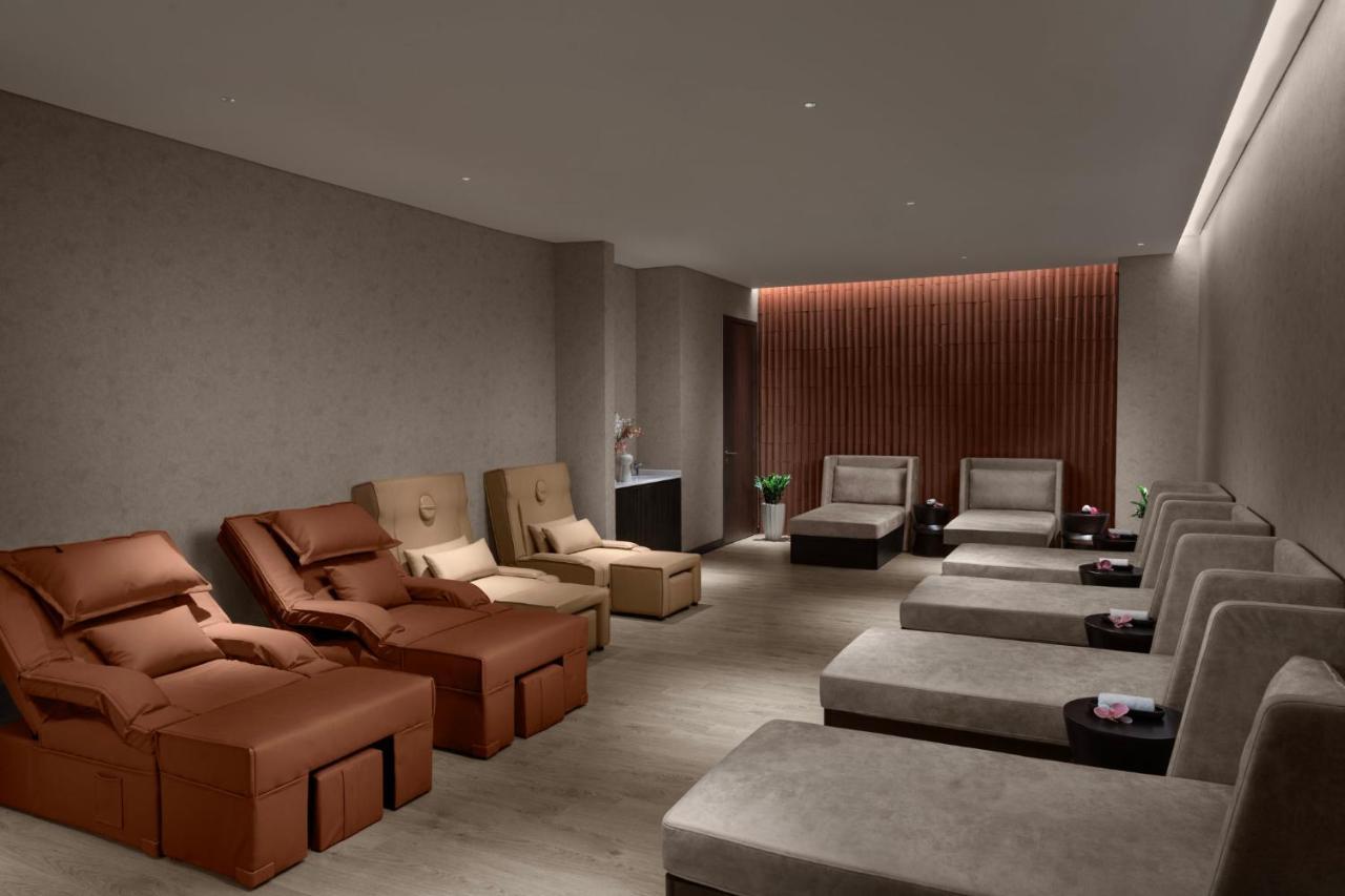 Crowne Plaza Vinh Yen City Centre By Ihg Exterior photo