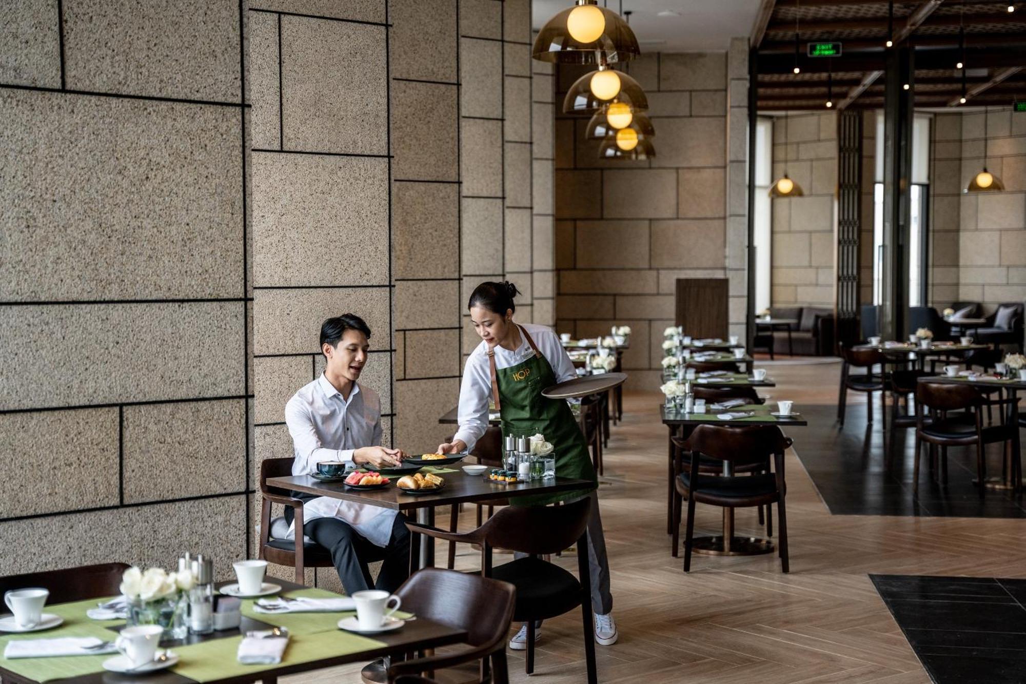 Crowne Plaza Vinh Yen City Centre By Ihg Exterior photo